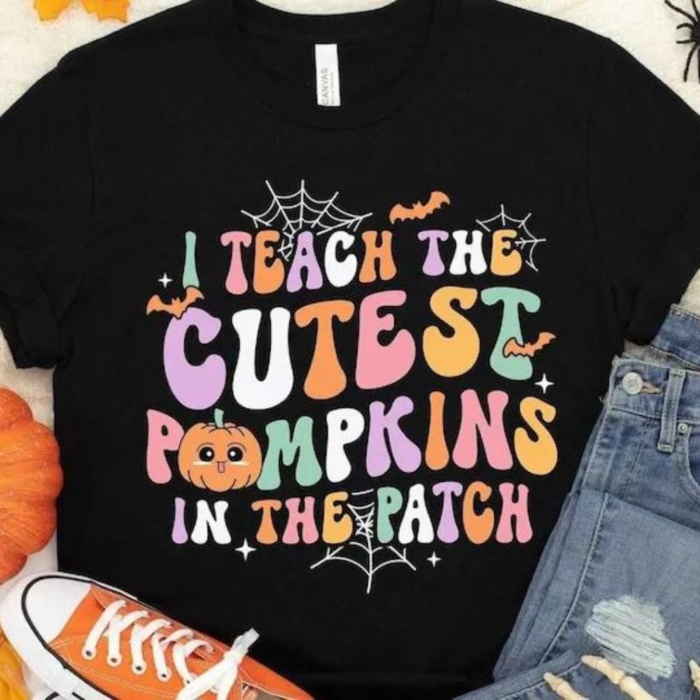 H0726 Halloween Teacher Spooky Trick Or Teach Fall School Ghost Pumpkin shirt